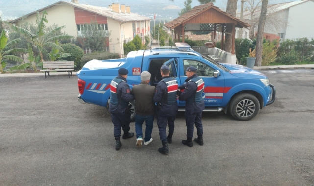 15 yıl kesinleşmiş hapis cezasıyla aranan hükümlü 7 yıl sonra jandarma takibi ile yakalandı