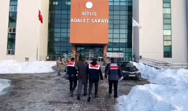 23 yıl cezası bulunan firari şahıs jandarma tarafından yakalandı