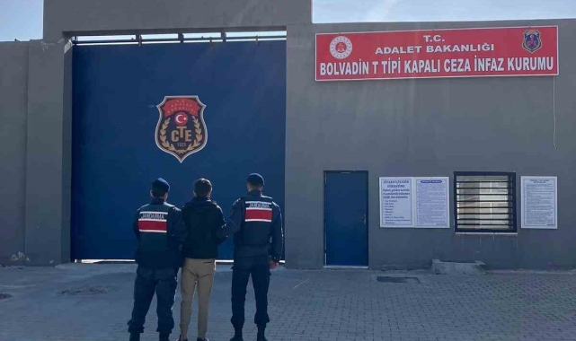 4 ayrı suçtan aranan şahsı JASAT yakaladı
