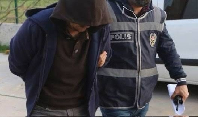 7 yıl 1 ay kesinleşmiş hapis cezasından kaçarken yakayı ele verdi
