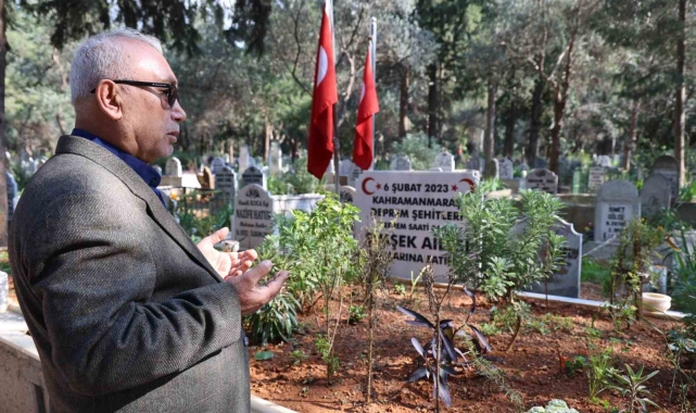 Acılı baba Şimşek: "Deprem bugün gibi, aynı acıyı yaşıyoruz ama bir yerde seviniyorum, yavrularımın cenazesine ulaşabildim"