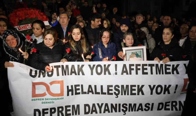 Adana'da depremin yıl dönümde gözyaşları sel oldu