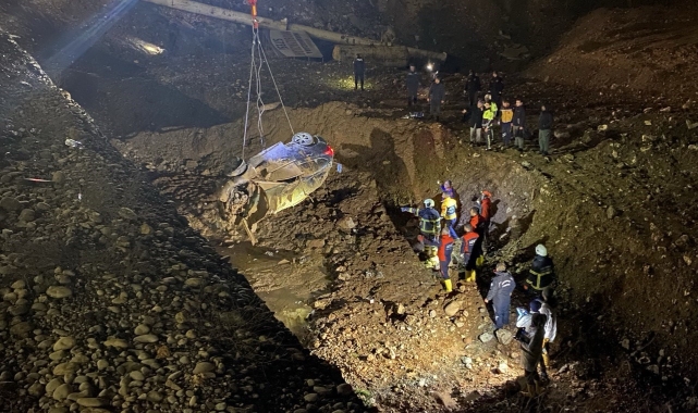 Adıyaman'daki feci kaza kamerada: 1 polis hayatını kaybetti, 1 polis yaralandı