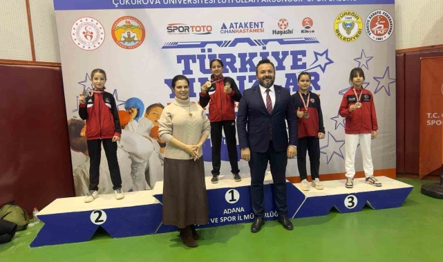 Afyonkarahisarlı karateciler milli takıma seçilme hakkı kazandı