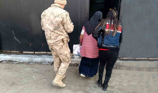 Ağrı'da aranan şahıslar yakalandı