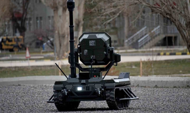 Ağrı'da, ASELSAN'ın geliştirdiği insansız kara aracı "Aslan" tanıtıldı