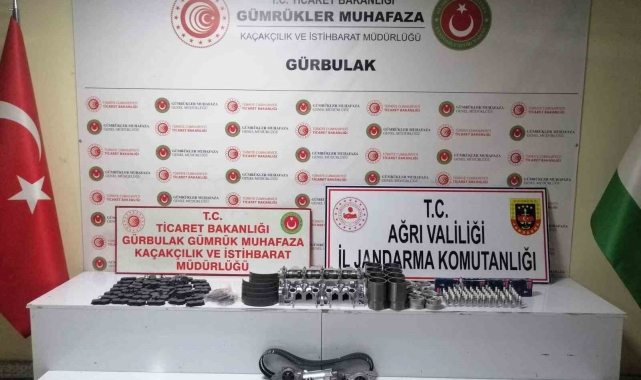 Ağrı'da gümrük kaçağı araba parçaları ele geçirildi