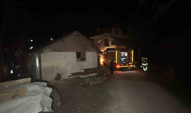 Ahşap atölyesinde korkutan yangın