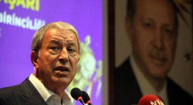 Akar: "PKK'lı, YPG'li köpeklerle, piçlerle bizi durdurmaya çalışıyorlar"
