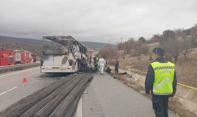 Alev alev yanan otobüste hayatını kaybedenlerin kimlikleri belli oldu