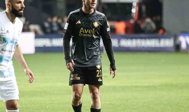 Altay'da Murat Berkan formayı kaptı