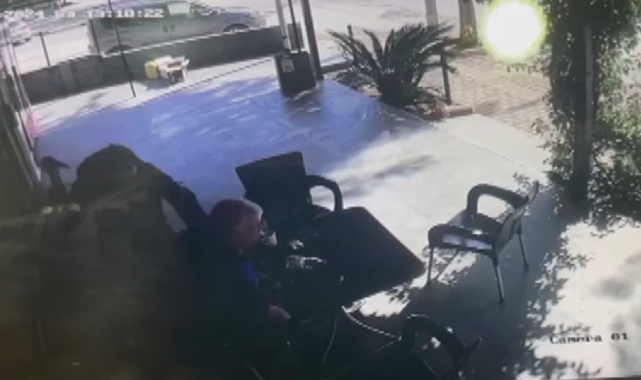 Antalya'da zabıta meslektaşını sırtından bıçaklayarak öldürdü