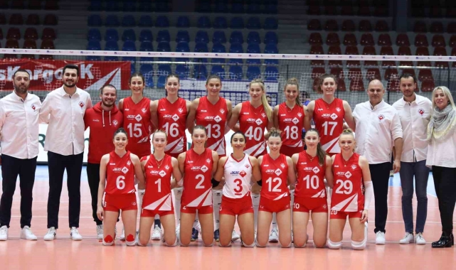 Aras Kargo Spor Kulübü tarihindeki ilk sezonunda play-off'ta