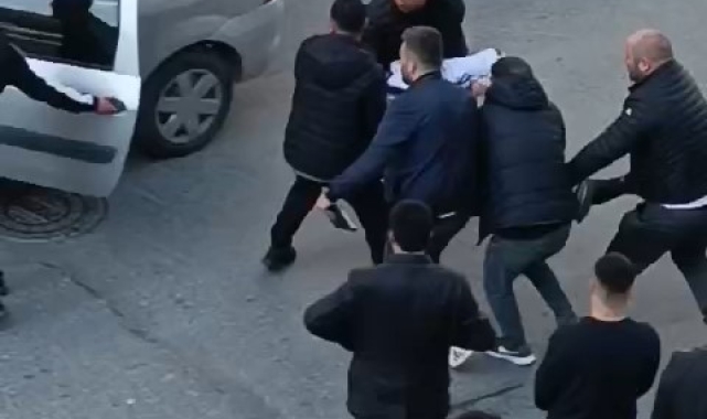 Arnavutköy'de sokakta gördüğü husumetlisine kurşun yağdırdı