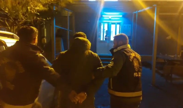Ataşehir'de yol kesip küfreden sürücü yakalandı
