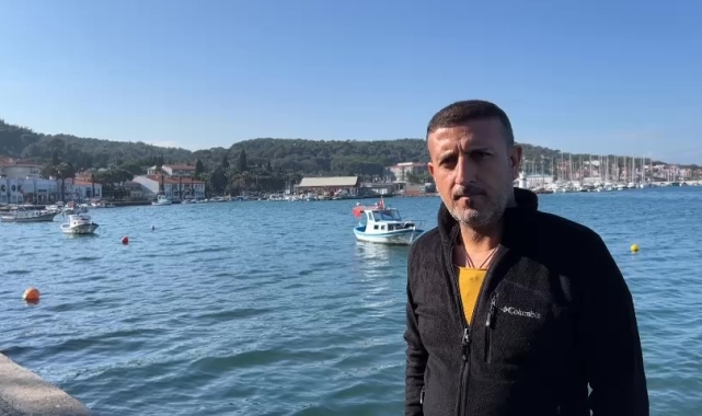 Ayvalık'ta yaklaşık 100 yaşındaki ölü Caretta Caretta sahile vurdu