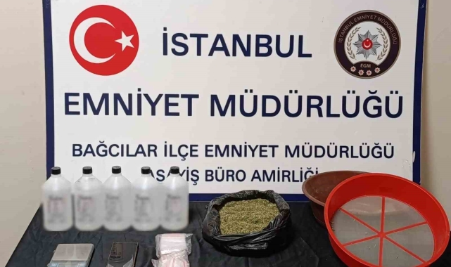 Bağcılar'da uyuşturucu ticareti yapıldığı belirlenen adrese operasyon düzenlendi