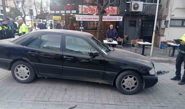 Bandırma'daki trafik kazasında motosikletteki 2 kişi yaralandı