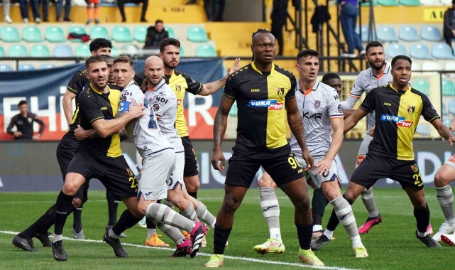 Başakşehir ile İstanbulspor 4. randevuda