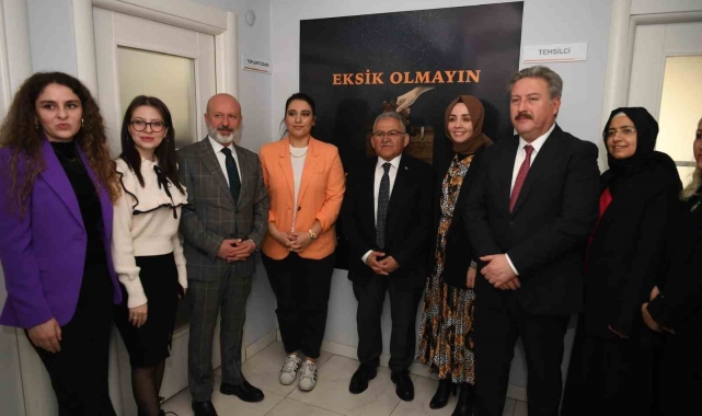 Başkan Büyükkılıç, KADEM yönetimi ile bir araya geldi