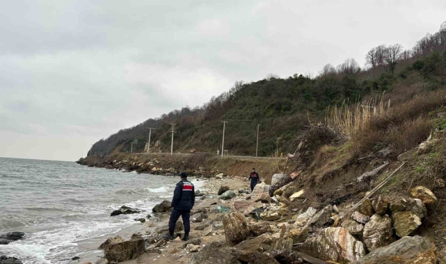 Batan geminin 5. gününde havadan karadan ve denizden aramalar devam ediyor