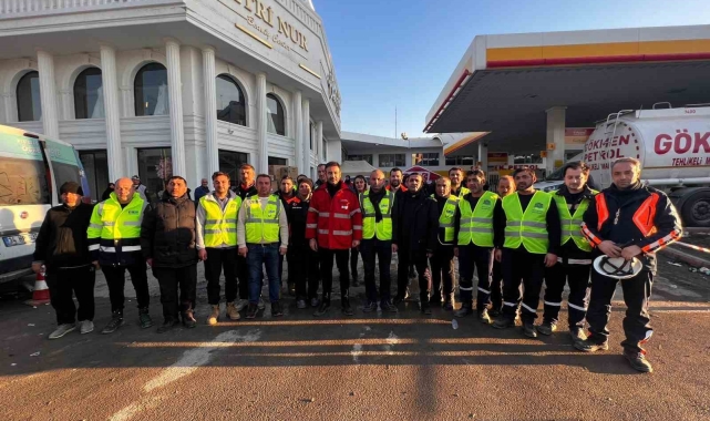 Beşiktaş Belediyesi deprem bölgesine 131 yardım tırı gönderdi