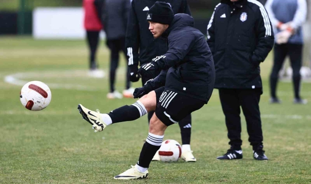 Beşiktaş kondisyon ve taktik çalıştı