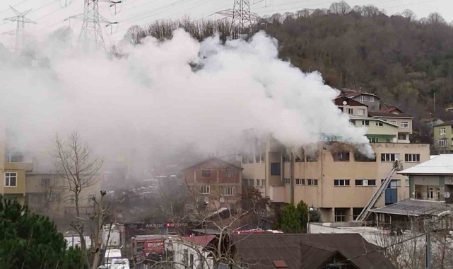 Beykoz'da kibrit üretim atölyesinde yangın