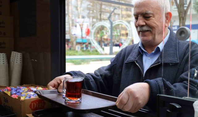 Bu kafede çay 3 TL