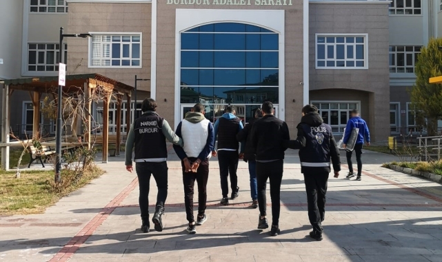 Burdur'da uyuşturucu operasyonunda 1 kişi tutuklandı