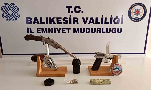 Burhaniye'de Polis suçlulara göz açtırmıyor