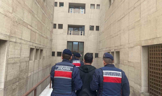Bursa'da 52 suçtan aranan şahıs yakalandı