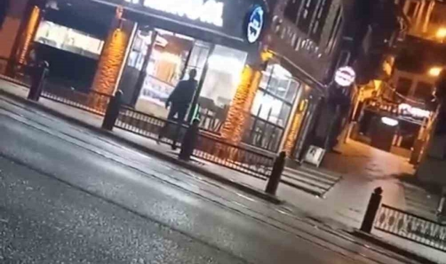 Bursa'da aralarında husumet bulunan kişinin dükkanına böyle ateş açtı