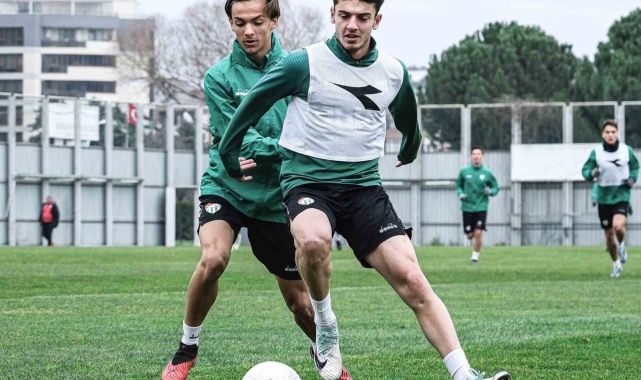 Bursaspor'da, Beyoğlu Yeni Çarşı maçı hazırlıkları başladı