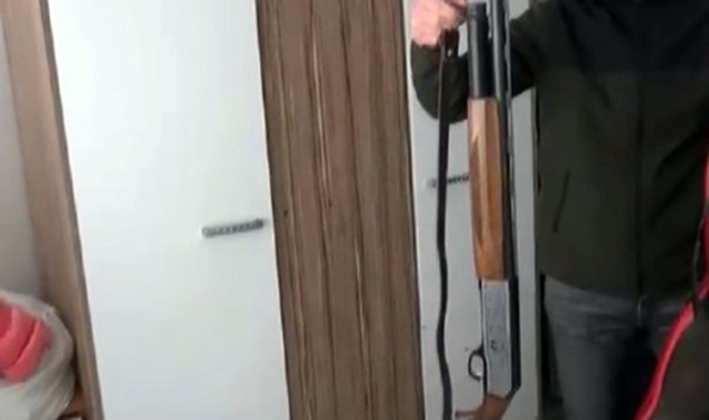 DEAŞ'ın gençlik yapılanmasına İzmir merkezli operasyon: 8 gözaltı
