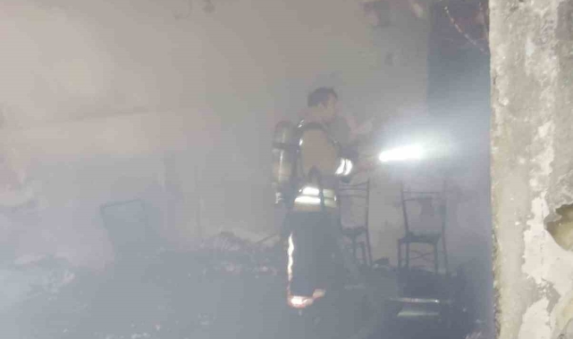 Defne'de ev yangını