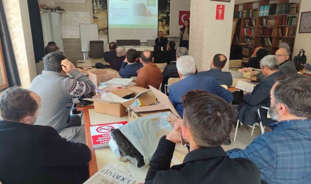 Didim'de 165 vatandaşa 'En İyi Narkotik Polisi Anne' eğitimi verildi