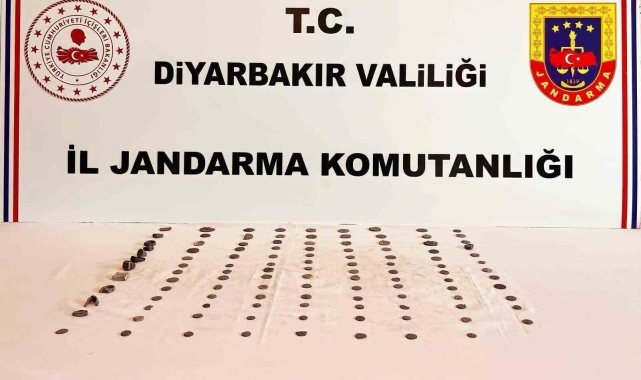 Diyarbakır'da Bizans, Roma ve Asur dönemlerine ait 113 adet obje ele geçirildi