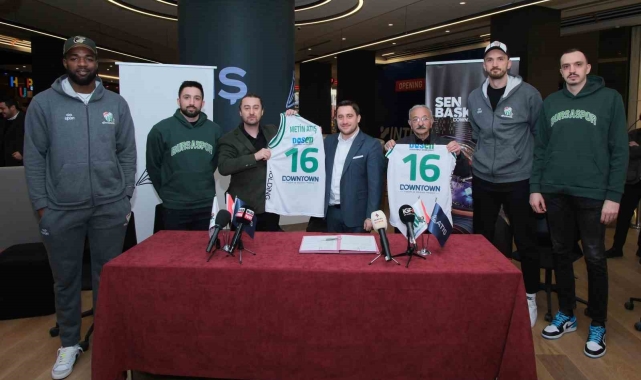 Dowtown, Bursaspor Basketbol Takımının sponsoru oldu