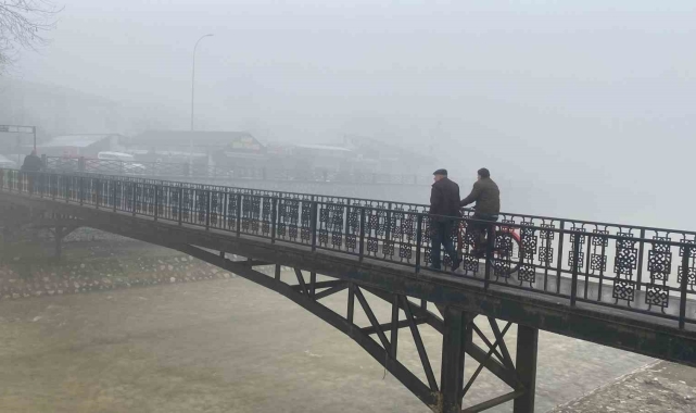 Düzce'de sis etkili oluyor
