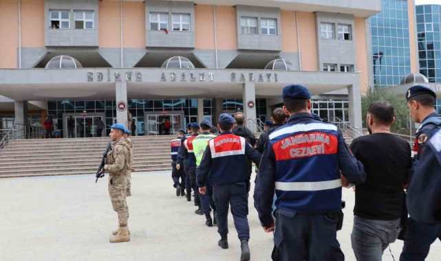 Edirne'de 8 terör şüphelisi yakalandı