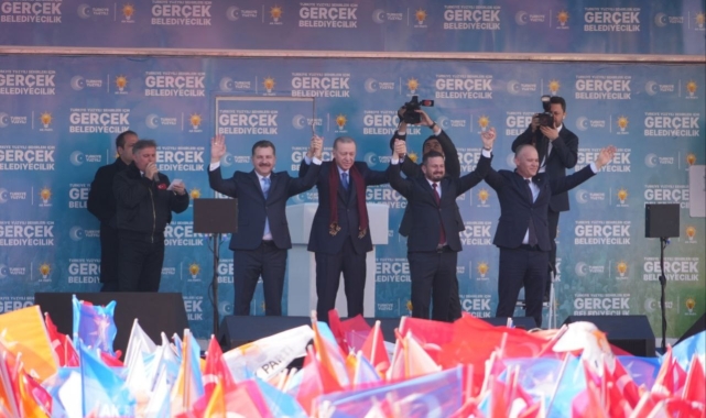 Erdoğan: "CHP'yi bölücü örgütün güdümündeki DEM'in oyuncağı haline dönüştürenler utansın"