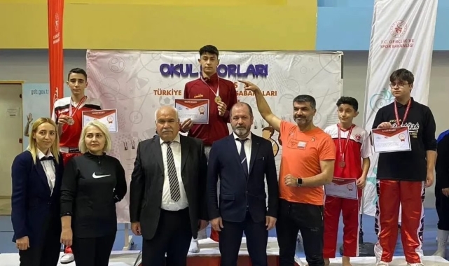 Eskişehirli sporcular 8 derece ile dönüyor