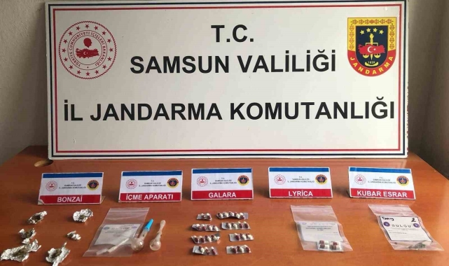 Evlerinde uyuşturucu ele geçen 2 kişi yakalandı
