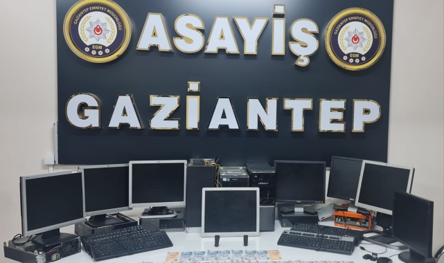 Gaziantep&#039;te kumar oynayan şahıslara 963 bin lira ceza
