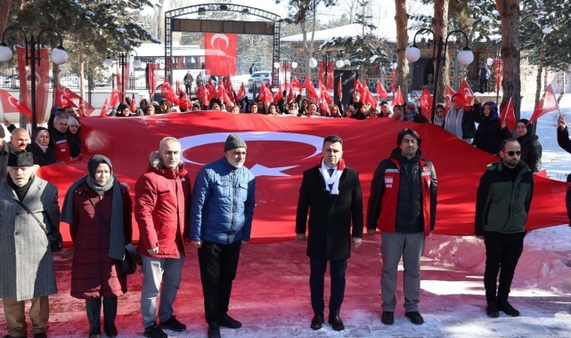 Gençlerden şehitlerimize vefa