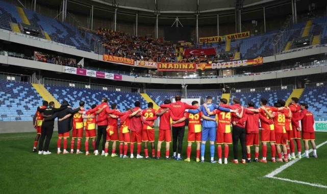Göztepe, ikinci sıradaki yerini sağlamlaştırdı