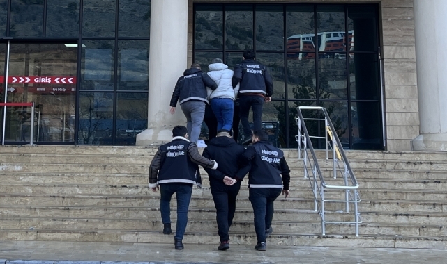 Gümüşhane'de uyuşturucu operasyonunda 2 zanlı tutuklandı