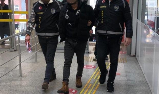 Husumetlisini topuklarından vurdu