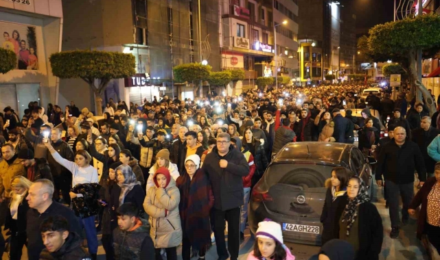 İskenderun'da 6 Şubat depremlerinde hayatını kaybedenler anıldı